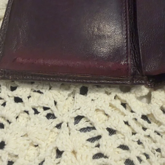 CHANEL Quilted Caviar Leather Wallet in Plum - Picture 7 of 14